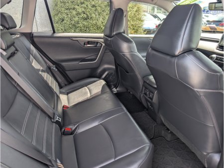 2021 Toyota RAV4 - photo 9