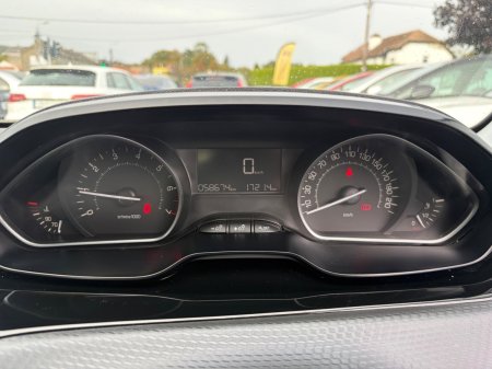 2019 Peugeot 208 - photo 14