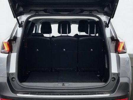 2021 Peugeot 5008 - photo 10