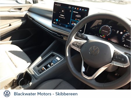 2026 Volkswagen Golf - photo 16