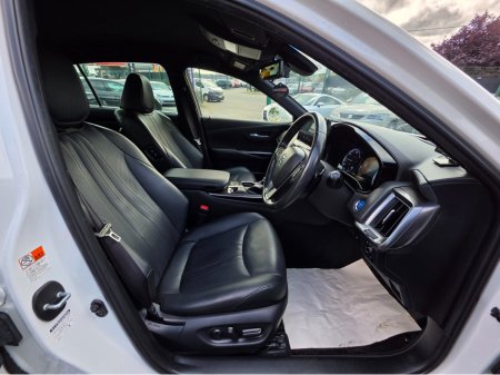 2021 Toyota Crown - photo 4