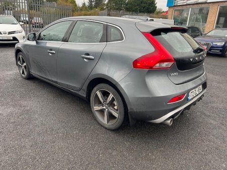 2017 Volvo V40 - photo 2