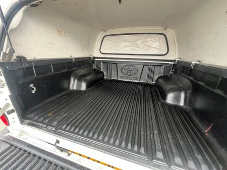 2023 Toyota Hilux - photo 4