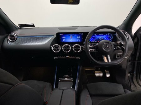2025 Mercedes-Benz EQA - photo 2