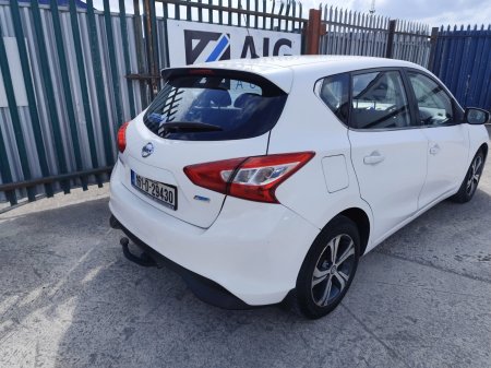 2016 Nissan Pulsar - photo 4