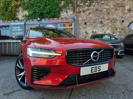 2022 Volvo V60 - photo 2