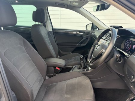 2018 Volkswagen Tiguan - photo 5