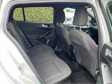2022 Ford Focus - photo 9