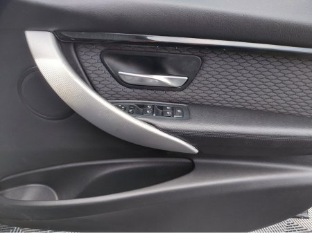 2017 BMW 3-Series - photo 9