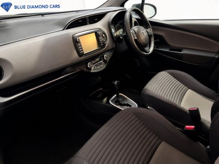 2019 Toyota Yaris - photo 11