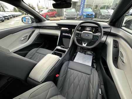 2026 Ford Capri - photo 12