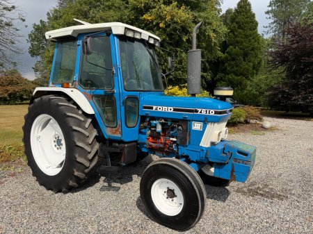 1990 Ford 7610