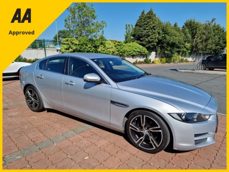 2017 Jaguar XE - photo 13