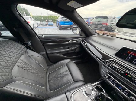 2018 BMW 7-Series - photo 43