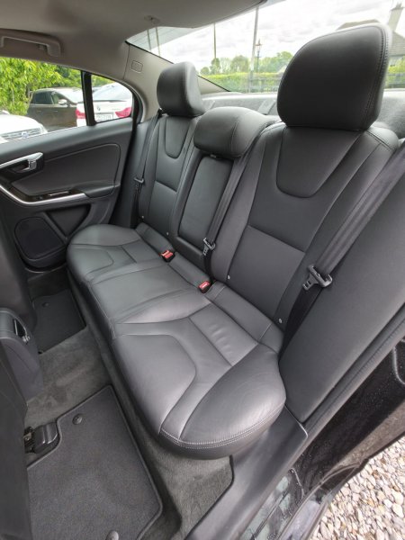 2019 Volvo S60 - photo 16