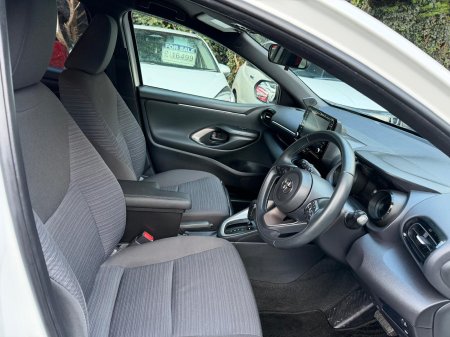 2021 Toyota Yaris - photo 6