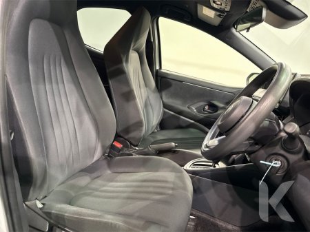 2024 Toyota Yaris - photo 14
