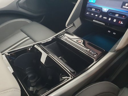 2025 Ford Capri - photo 35