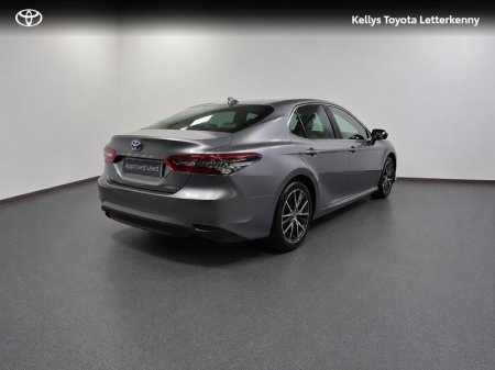 2023 Toyota Camry - photo 2