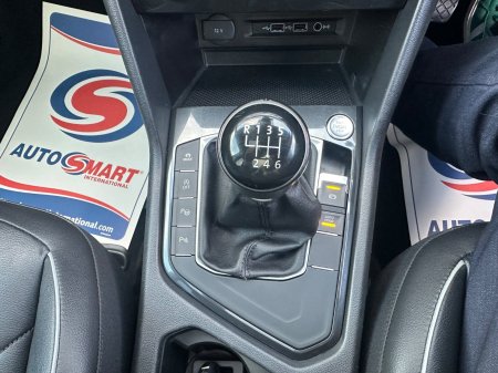 2020 Volkswagen Tiguan - photo 17