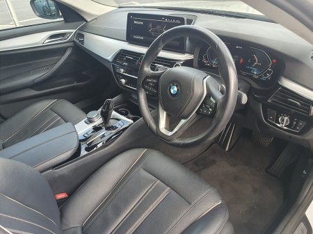 2021 BMW 5-Series - photo 5