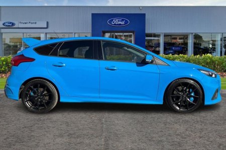 2017 Ford Focus - photo 3
