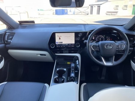 2024 Lexus NX - photo 8