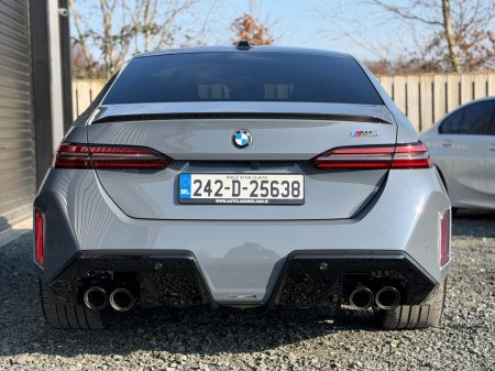 2024 BMW M5 - photo 7