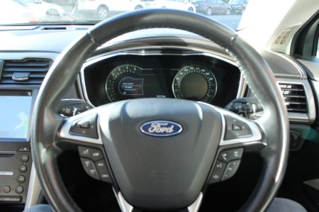 2018 Ford Mondeo - photo 8