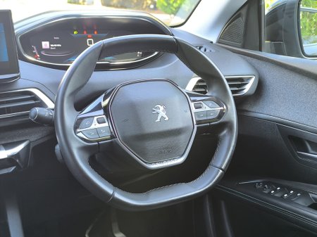2022 Peugeot 5008 - photo 16