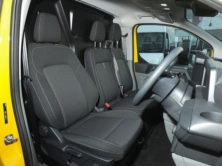 2025 Ford Transit Custom - photo 16