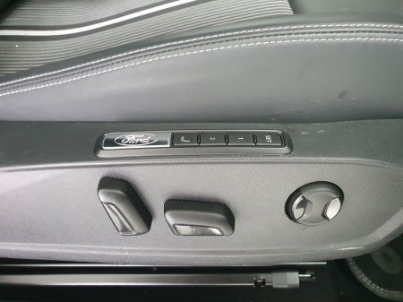 2025 Ford Capri - photo 42