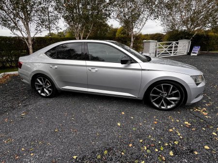 2019 Skoda Superb - photo 12