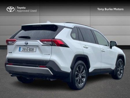 2024 Toyota RAV4 - photo 2