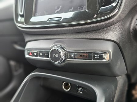 2019 Volvo XC40 - photo 16