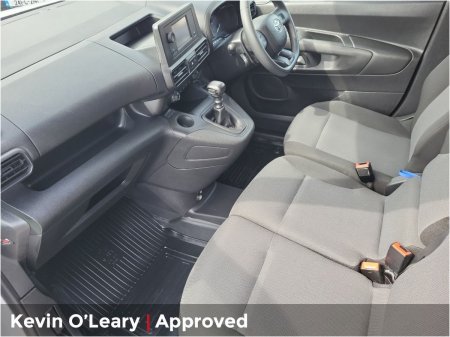 2022 Toyota Proace - photo 10