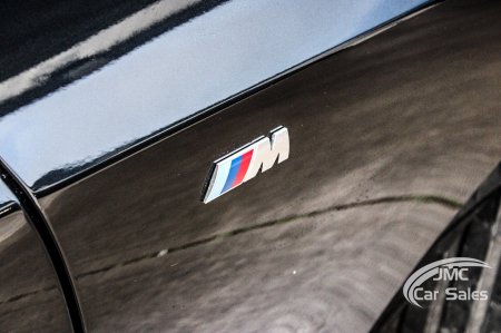 2025 BMW 5-Series - photo 8