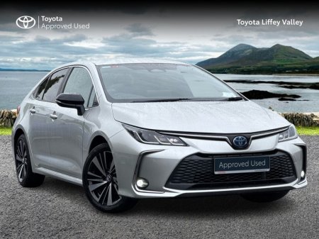 2026 Toyota Corolla COROLLA LUNA SPORT SALOON