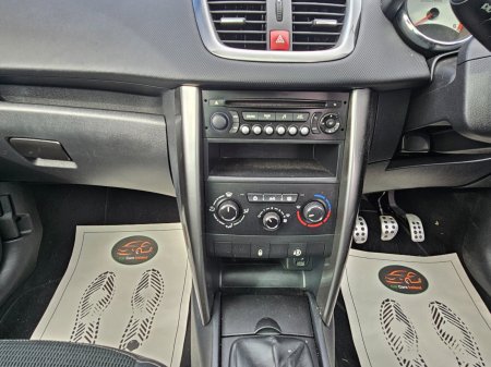 2013 Peugeot 207 - photo 29