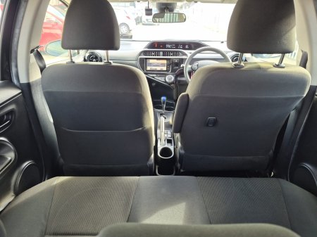 2016 Toyota Aqua - photo 22