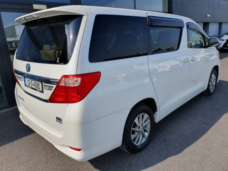 2013 Toyota Alphard - photo 8