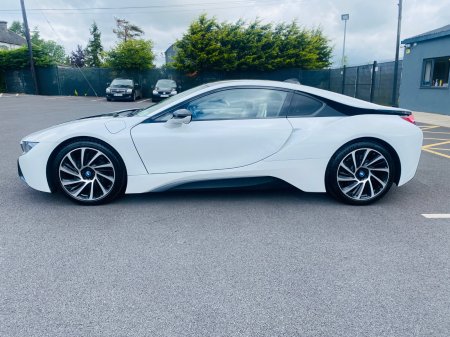 2017 BMW i8 - photo 12