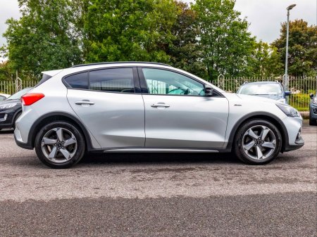 2020 Ford Focus - photo 17