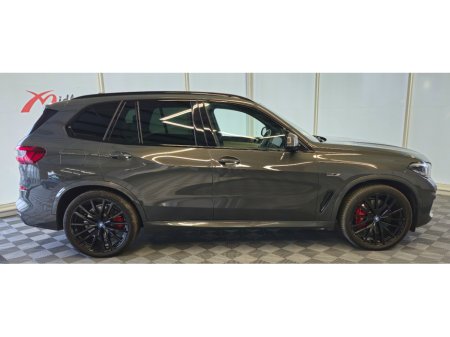 2022 BMW X5 - photo 5