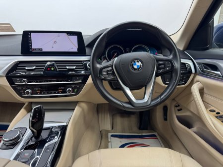 2017 BMW 5-Series - photo 10