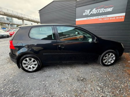 2006 Volkswagen Golf - photo 8