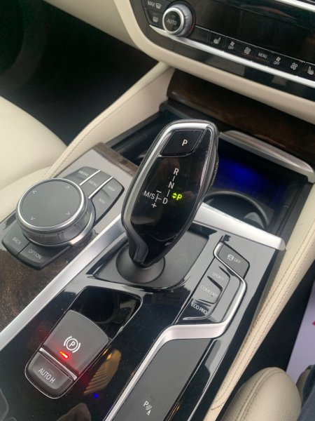 2019 BMW 5-Series - photo 23