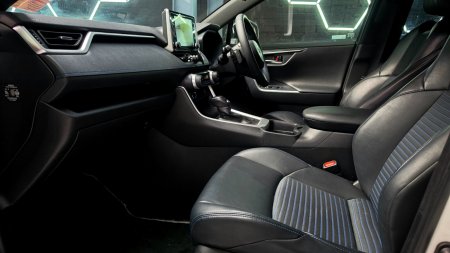 2019 Toyota RAV4 - photo 25