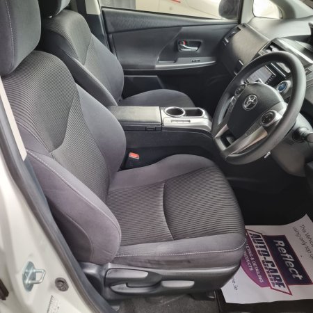2020 Toyota Prius - photo 15