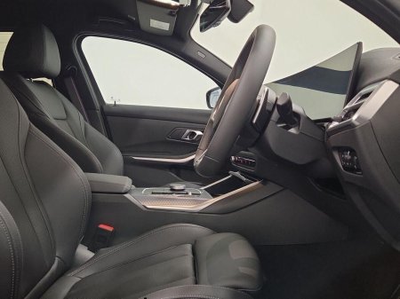 2026 BMW 3-Series - photo 12